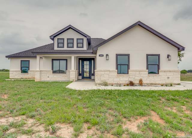 Property at 109 Hidden Hls, Floresville, TX 78114, 4 beds, 2.5 baths