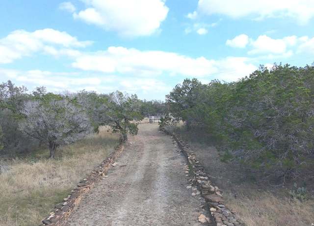 Property at 890 County Road 246, Hondo, TX 78861