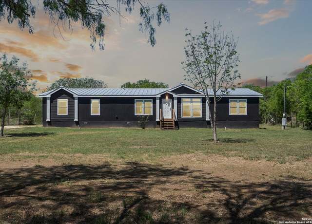 Property at 18975 Tejeda Rd, San Antonio, TX 78221-5426, 4 beds, 2 baths