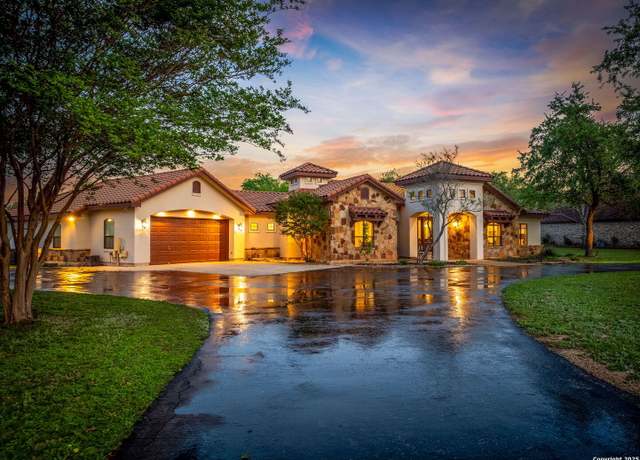 Property at 851 River Clf, Canyon Lake, TX 78133, 4 beds, 2.5 baths