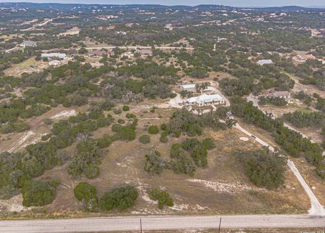 Property at 141 Mexican Hat Dr, Spring Branch, TX 78070