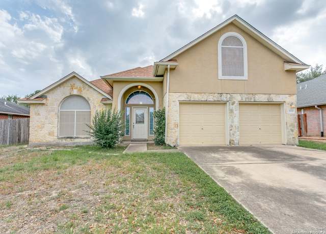 Property at 2136 Stonecrest Path, New Braunfels, TX 78130, 4 beds, 2 baths