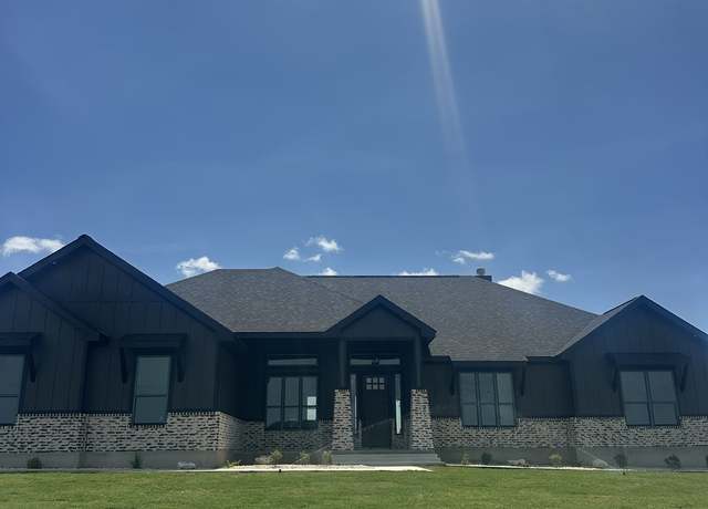 Property at 111 Sunset, La Vernia, TX 78121, 5 beds, 4 baths