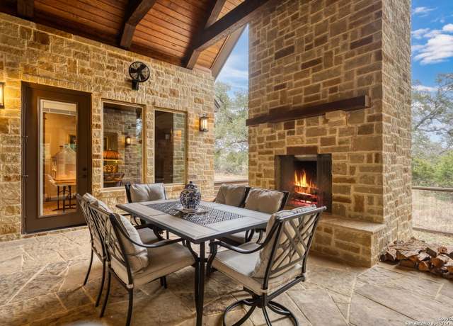 Property at 114 C Chisholm, Blanco, TX 78606, 3 beds, 2.5 baths