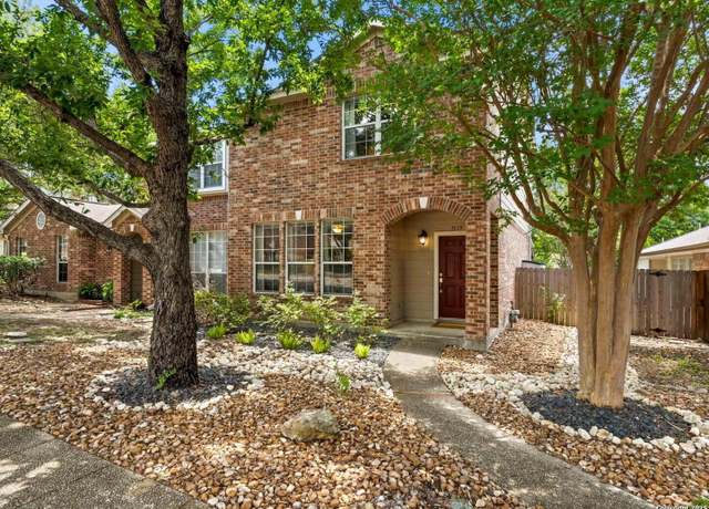 Property at 7119 Snowden Crst, San Antonio, TX 78240, 3 beds, 2.5 baths