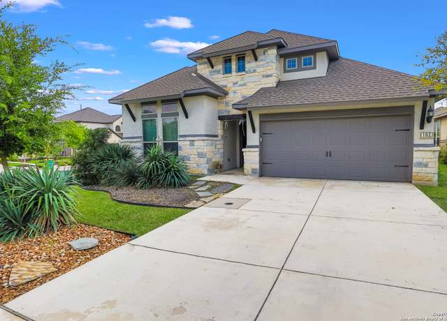 Property at 102 Escondido, Boerne, TX 78006, 3 beds, 2.5 baths