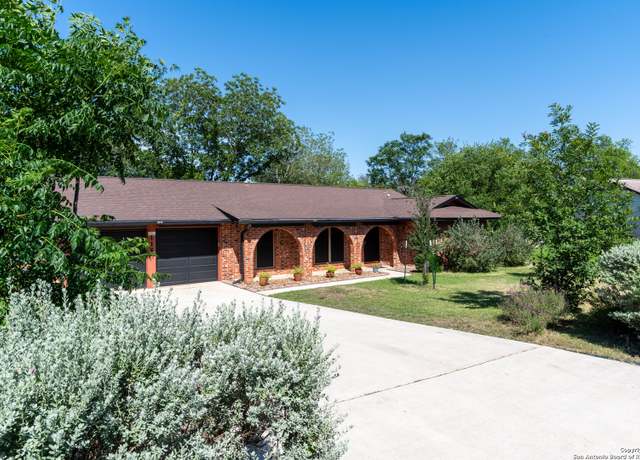 Property at 116 Lincoln, Schertz, TX 78154, 3 beds, 2 baths