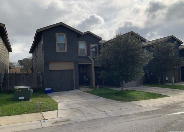 Property at 6642 Mia Way, San Antonio, TX 78233, 6 beds, 217 baths