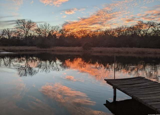 Property at 960 Cr 439, Stockdale, TX 78160, 3 beds, 2 baths