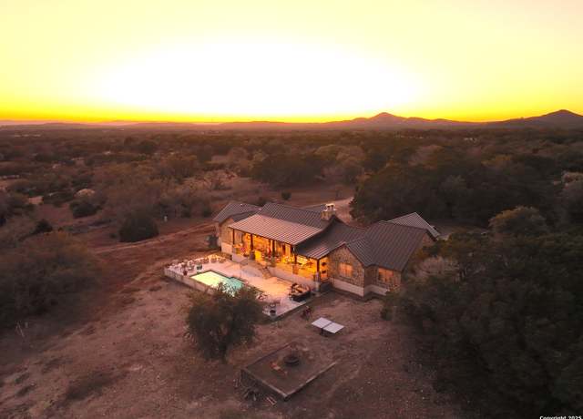 Property at 2747 Bear Creek Rd, Pipe Creek, TX 78063, 4 beds, 4.5 baths