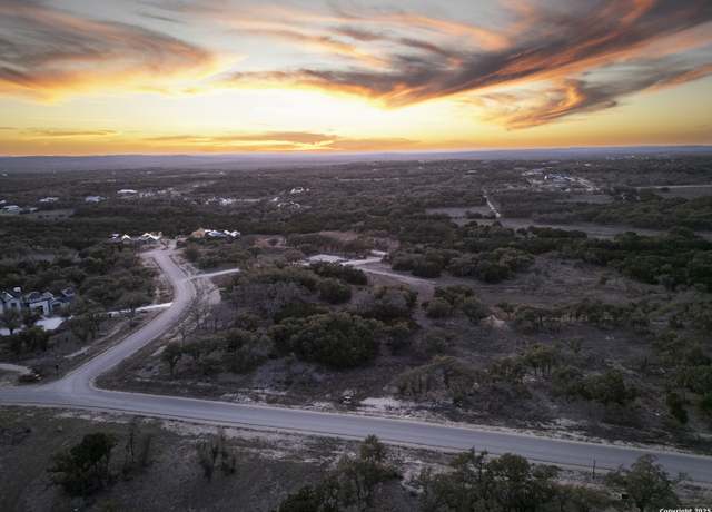 Property at 755 Kline Pass Dr, Bulverde, TX 78163