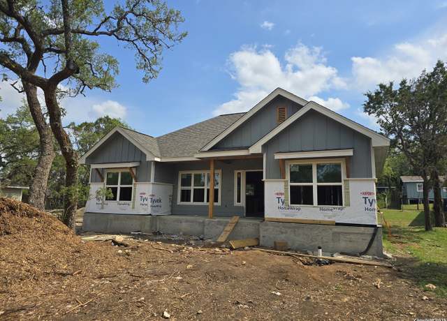 Property at 880 Luehlfing, Canyon Lake, TX 78133, 3 beds, 2 baths