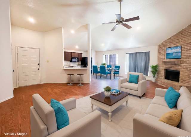 Property at 7914 Forest Cabin, Live Oak, TX 78233, 3 beds, 2 baths