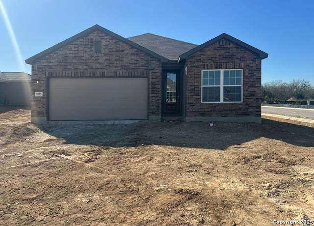 Property at 9915 Mesquite Tree Ln, Schertz, TX 78108, 3 beds, 2 baths