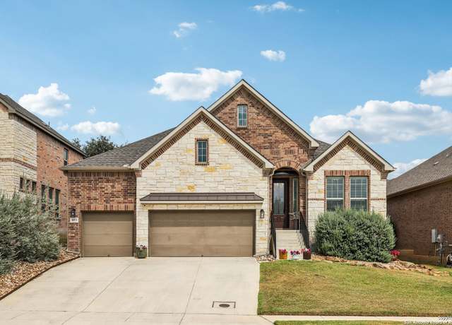 Property at 1073 Stone Xing, New Braunfels, TX 78132, 3 beds, 2.5 baths