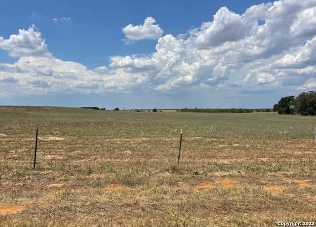 Property at 03 County Road 232, Floresville, TX 78114