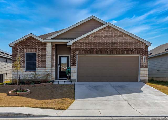 Property at 2425 Vesper, New Braunfels, TX 78130, 3 beds, 2 baths
