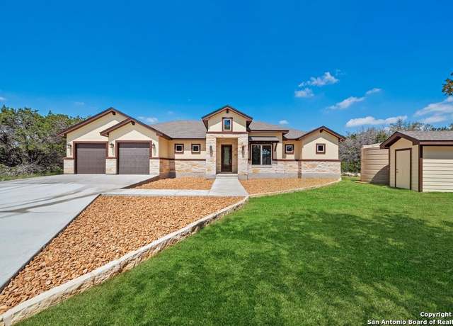 Property at 1490 Misty Ln, Spring Branch, TX 78070, 3 beds, 2.5 baths