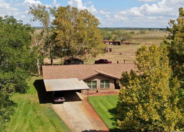 Property at 660 W FM 476, Poteet, TX 78065, 3 beds, 2 baths