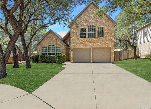 Property at 13115 Almond Bend Dr, Universal City, TX 78148, 4 beds, 2.5 baths