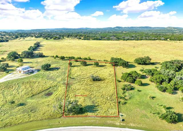 Property at LOT 454 Horseshoe, Bandera, TX 78003