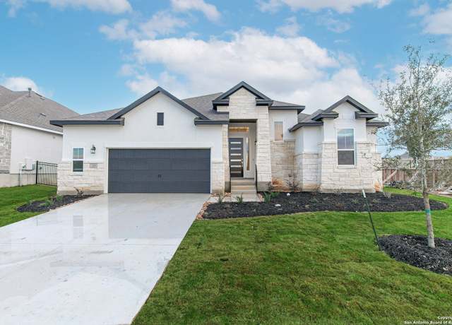 Property at 322 Vamanos, Boerne, TX 78006, 3 beds, 2.5 baths
