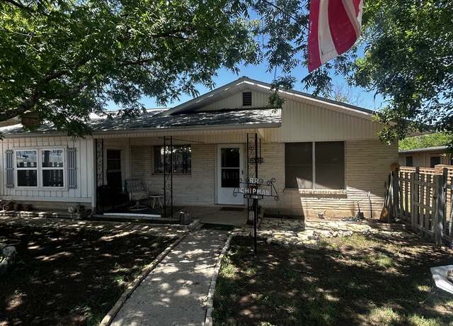 Property at 1304 Ridge, Kerrville, TX 78028, 3 beds, 2 baths