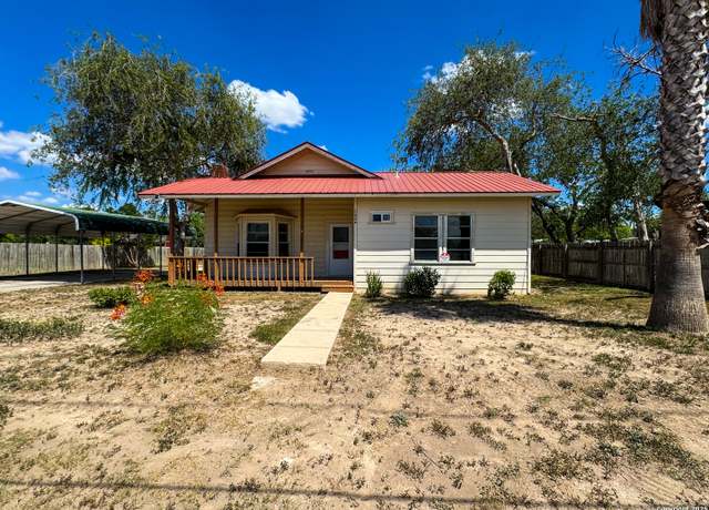 Property at 102 N Fort, Brackettville, TX 78832, 2 beds, 2 baths