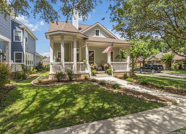 Property at 2212 Cotton Blvd, New Braunfels, TX 78130, 3 beds, 2.5 baths