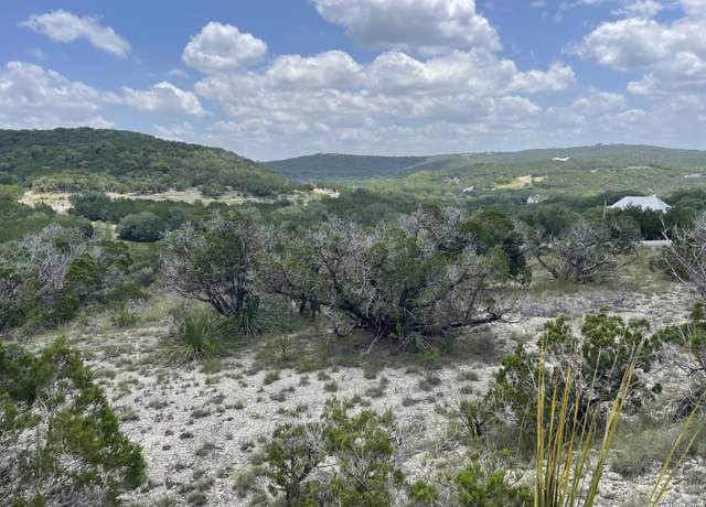 Property at 218 Pr 1748, Mico, TX 78056