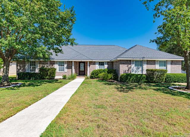Property at 112 Alexandria, La Vernia, TX 78121, 3 beds, 2 baths