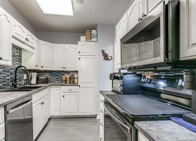 Property at 1 Towers Park #211, San Antonio, TX 78209, 2 beds, 2 baths