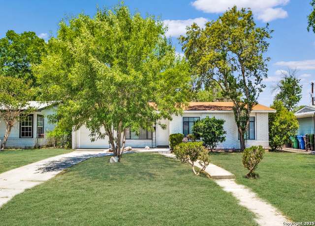 Property at 615 Edgebrook, San Antonio, TX 78213, 3 beds, 1 bath
