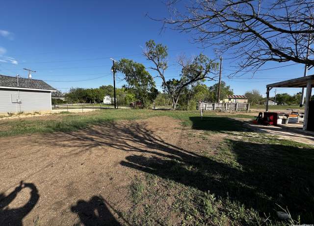 Property at WILLOW ST. Willow, Jourdanton, TX 78026