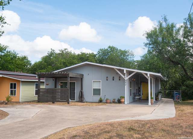 Property at 227 Jemison St, San Antonio, TX 78203, 3 beds, 2 baths