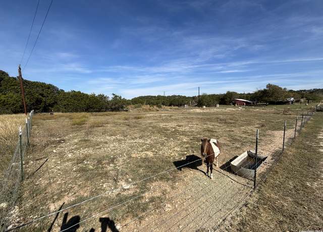 Property at 188 DE LA Fuente Rd, Blanco, TX 78606, 2 beds, 2 baths