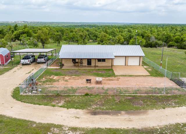Property at 2050 Adj Ln, Fredericksburg, TX 78624, 2 beds, 1.5 baths