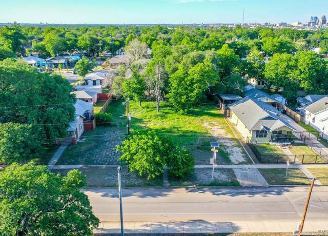 Property at 255 N Park Blvd, San Antonio, TX 78204