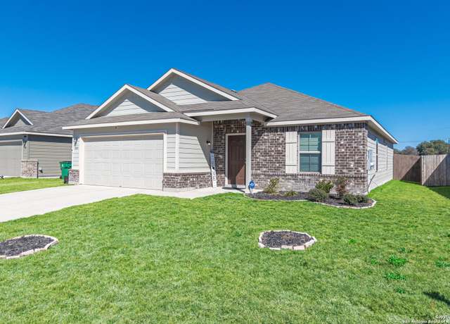Property at 809 Stonemanor Bay, Seguin, TX 78155, 3 beds, 2 baths