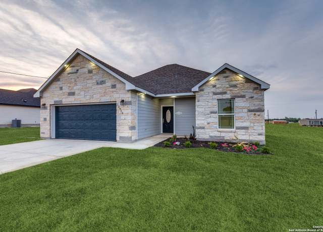 Property at 12929 Pueblo Nuevo, Atascosa, TX 78002, 3 beds, 2 baths