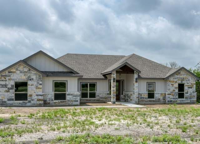 Property at 109 Wild Persimmon Trl, Marion, TX 78124, 4 beds, 2.5 baths