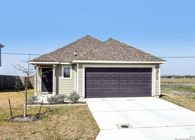 Property at 608 Angus, Seguin, TX 78155, 3 beds, 2 baths