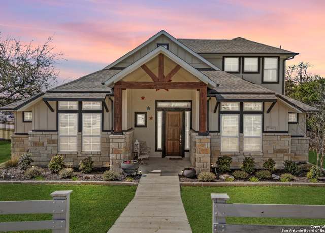 Property at 1411 Meyer Pkwy, New Braunfels, TX 78132, 3 beds, 2.5 baths