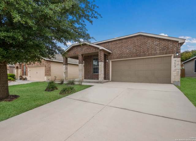Property at 7631 Paraiso Pt, Boerne, TX 78015, 3 beds, 2 baths