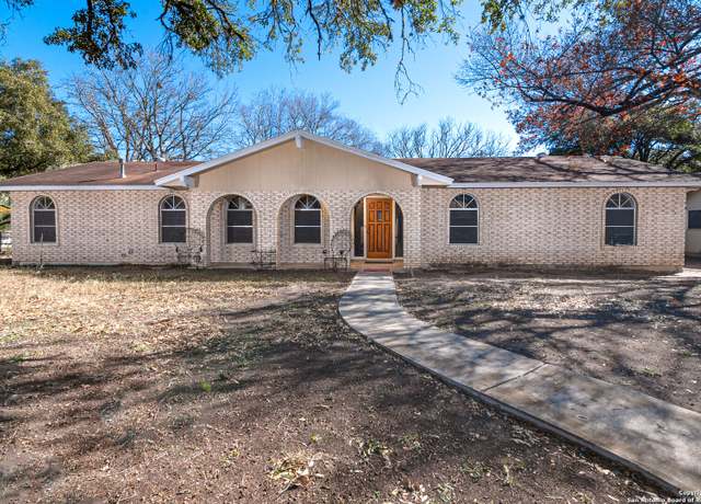 Property at 1653 Driftwood, Seguin, TX 78155, 3 beds, 2 baths