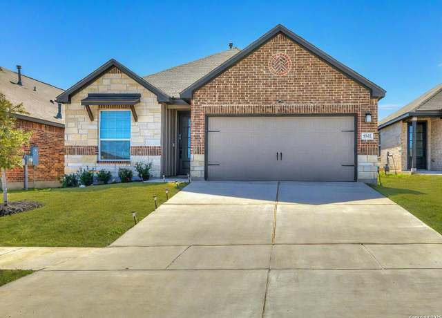 Property at 9342 Crestway Rd, Converse, TX 78109, 3 beds, 2 baths