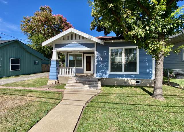Property at 2213 N Flores, San Antonio, TX 78212, 3 beds, 2 baths