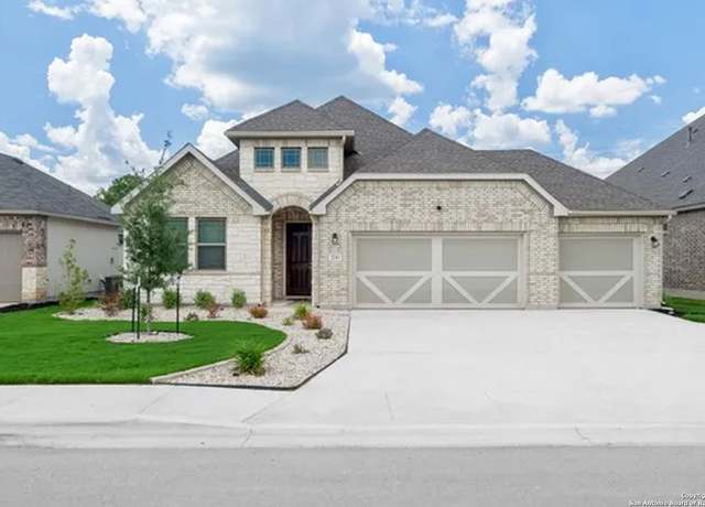 Property at 2243 Meadow Way, New Braunfels, TX 78132, 4 beds, 3 baths