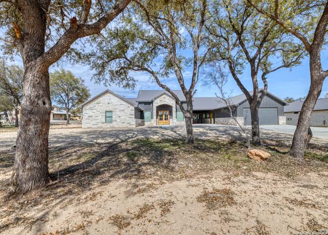 Property at 1450 Mountain Valley Dr, Concan, TX 78838, 6 beds, 6.5 baths