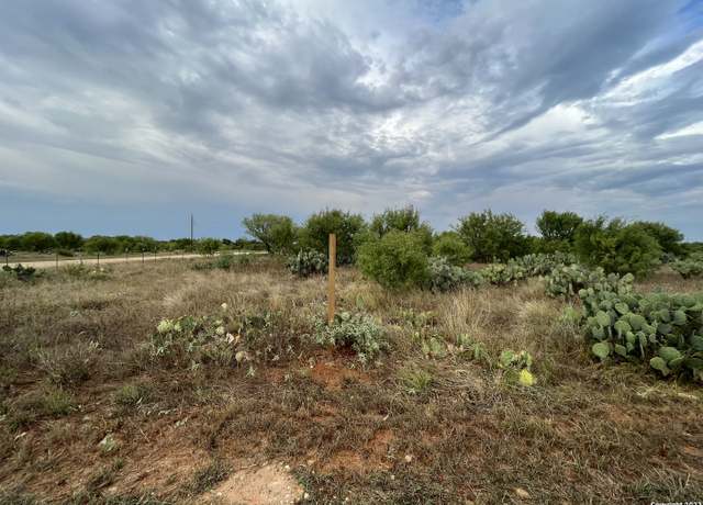 Property at TBD CR 3435 Lot 13 Blk 16, Pearsall, TX 78061